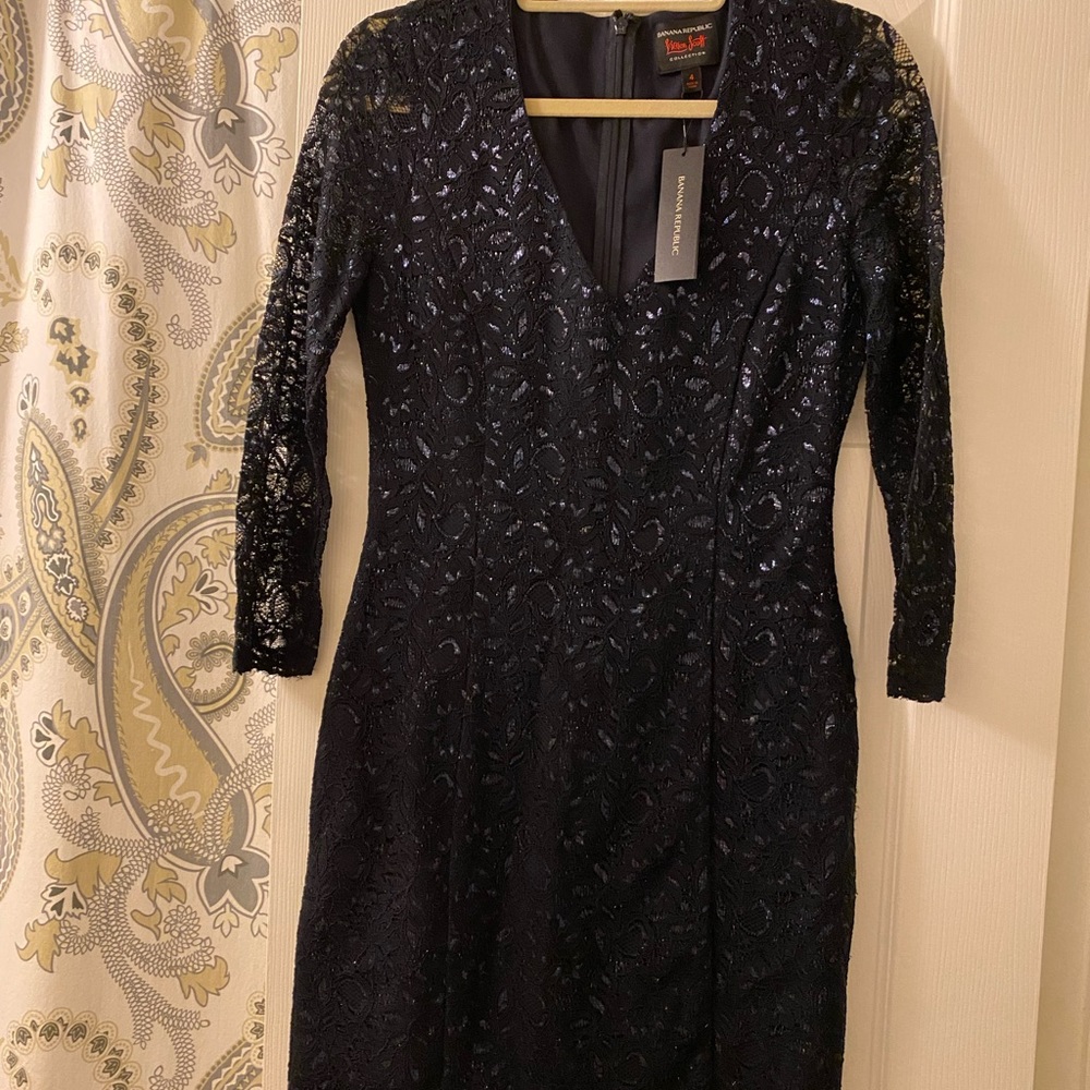 Banana Republic metallic lace dress size 4 NWT